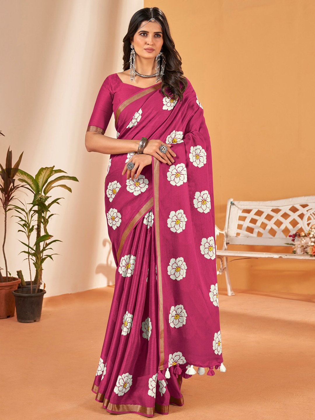 

Saree mall Floral Printed Zari Bagh Saree With Tassels, Pink