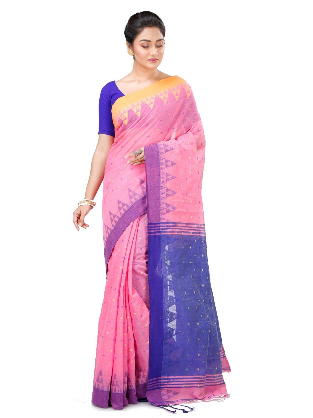 

SUSHRITA BOUTIQUE Geometric Woven Design Saree With Tassels, Pink