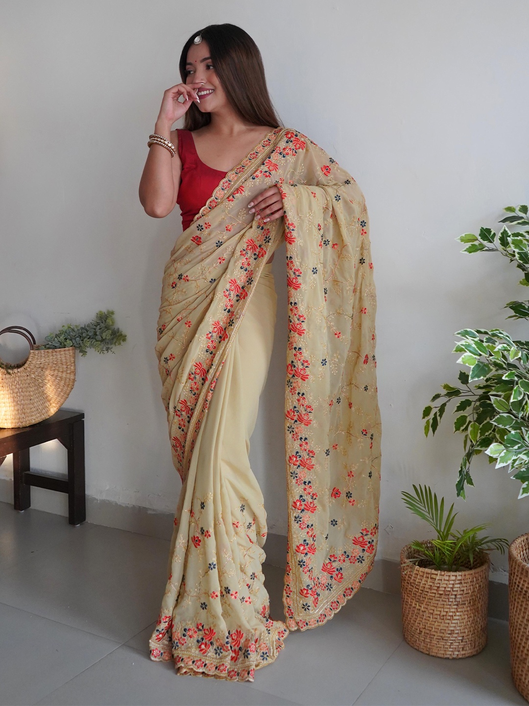 Ekasya Floral Embroidered Georgette Saree, Cream
