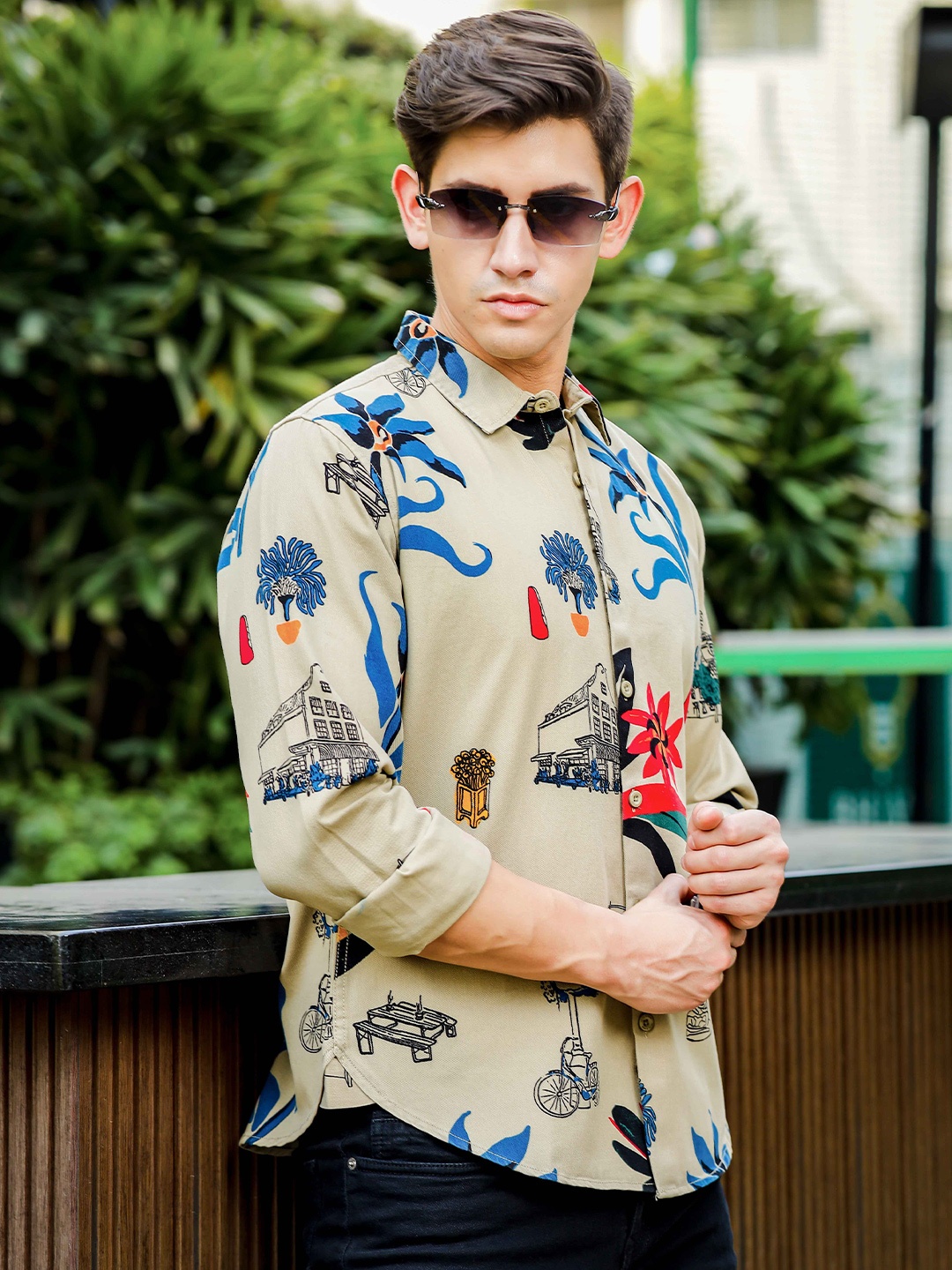 

HERE&NOW Beige Slim Fit Floral Printed Cotton Casual Shirt