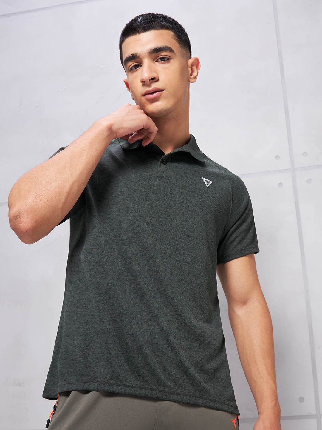 

Technosport SS'24 Polo Collar Raglan Sleeves Antimicrobial Slim Fit T-shirt, Green