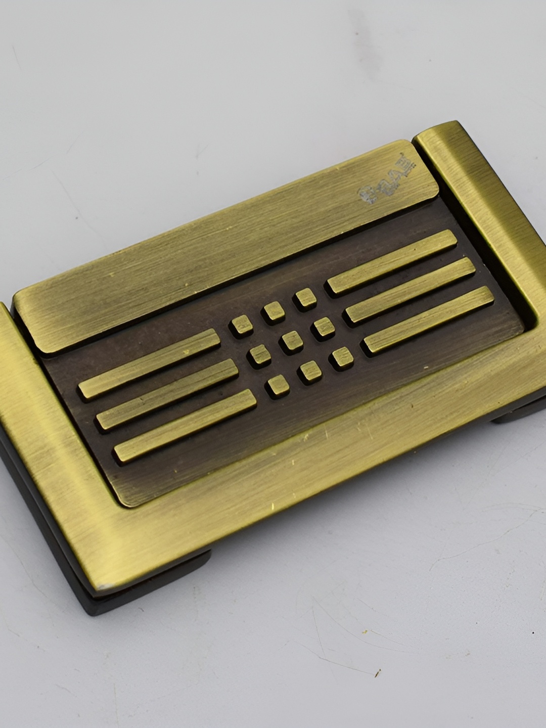 

Rab Brown & Gold Toned Matte Finish Drawer Handle