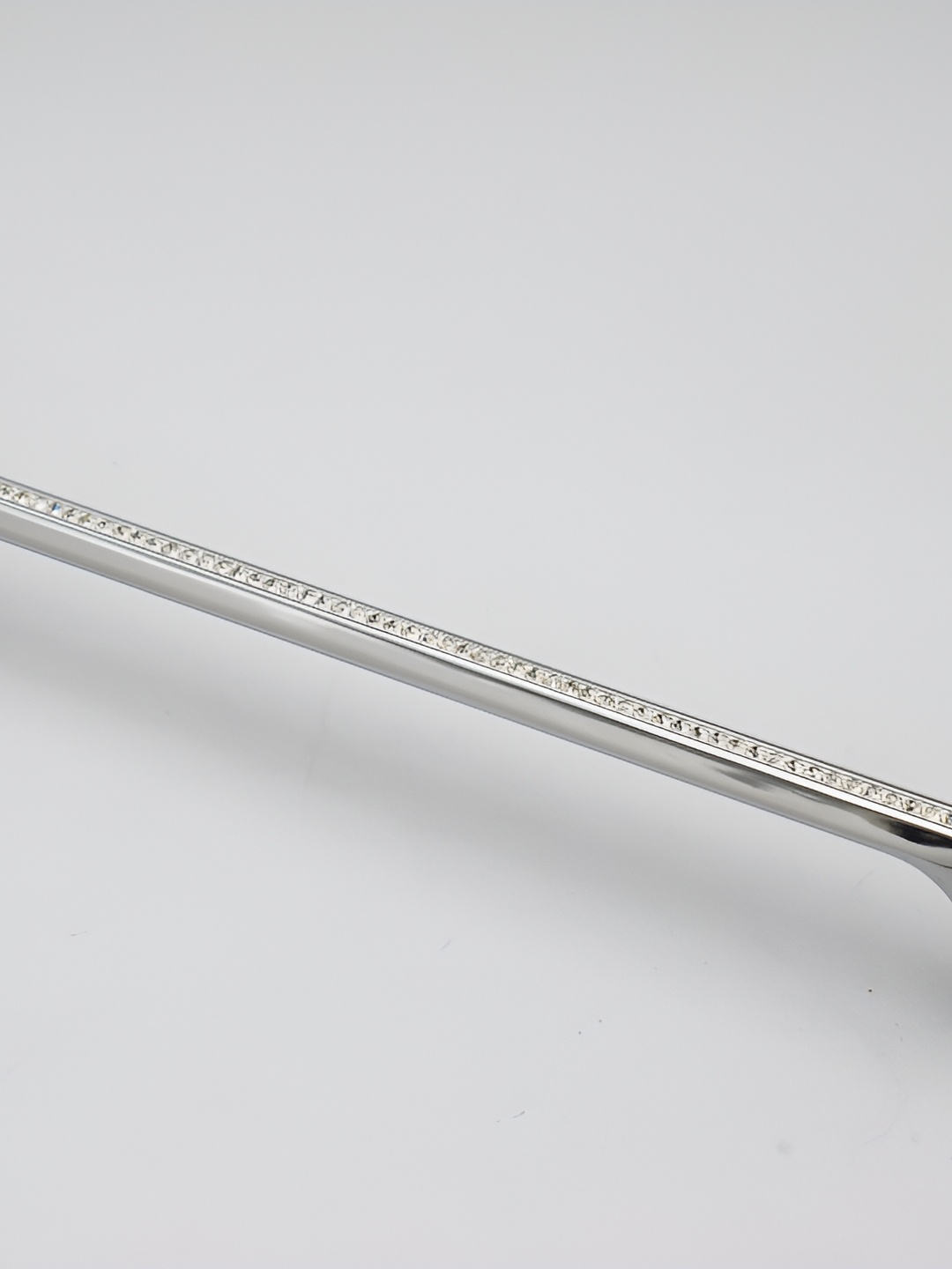

Rab Silver Toned Glossy Finish Rustproof Zinc Door Handle