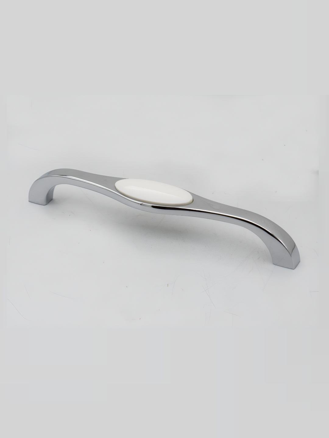 

Rab White Glossy Finish Drawer Handle, Silver