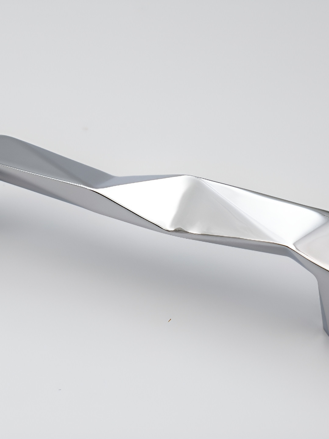 

Rab Silver Toned Glossy Finished Drawer Handle