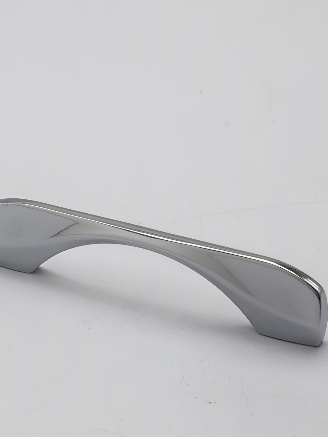 

Rab Glossy Finish Steel Cabinet & Drawer Handle, Silver