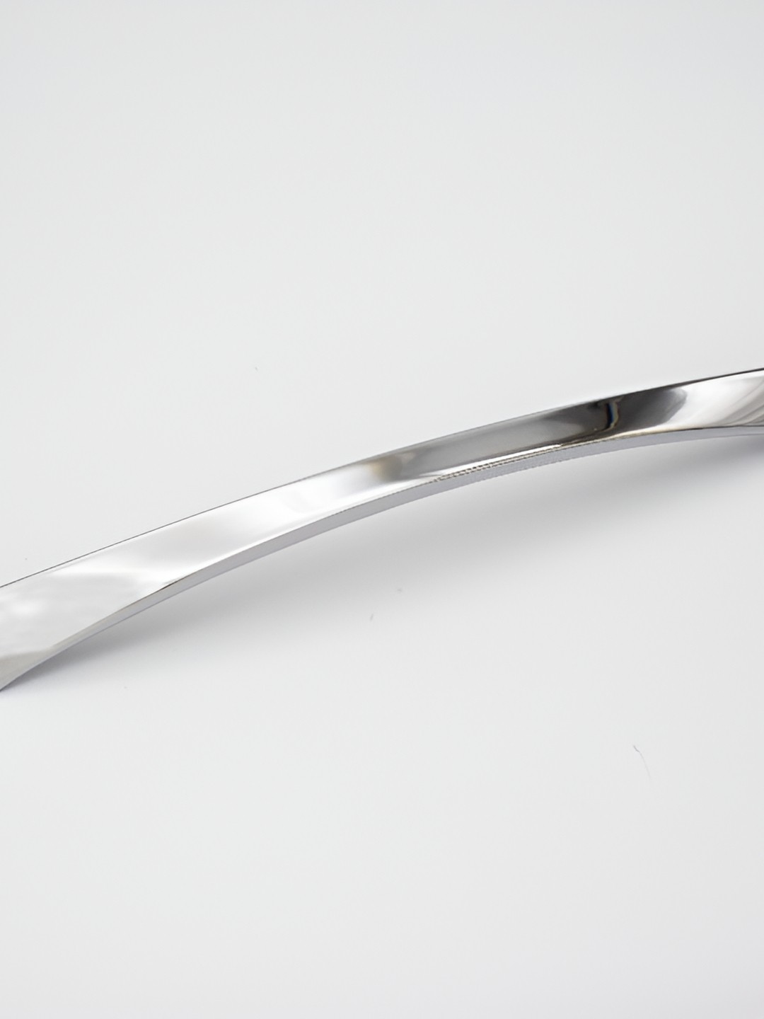 

Rab Glossy Finished Metal Drawer Handle, Silver