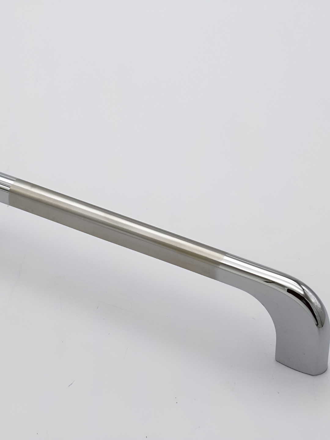 

Rab Grey Glossy Finish Zinc Rustproof Drawer Handle