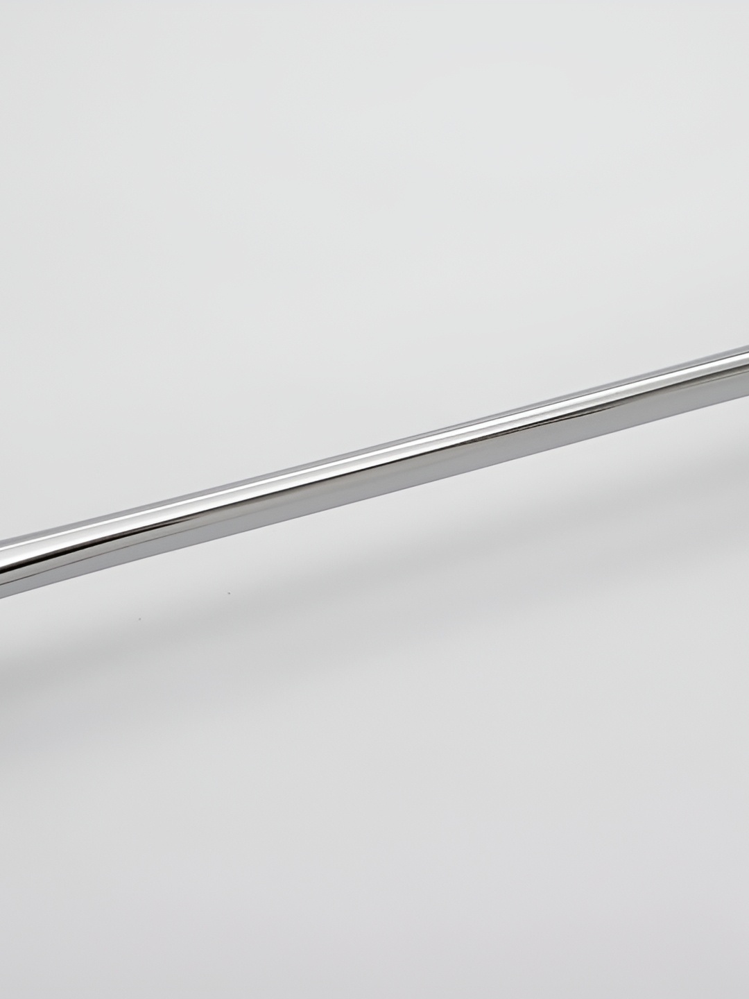 

Rab Silver Toned Glossy Finish Zinc Cabinet/Drawer Handle