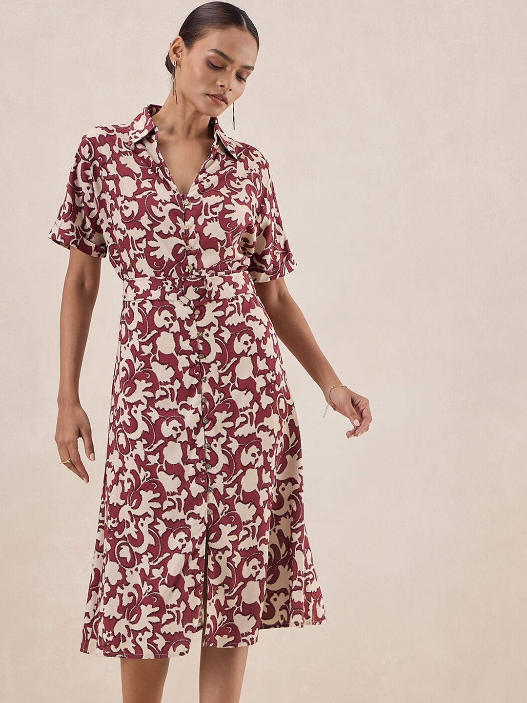 

FEMMELLA Floral Printed Front Slit Shirt Midi Dress, Maroon