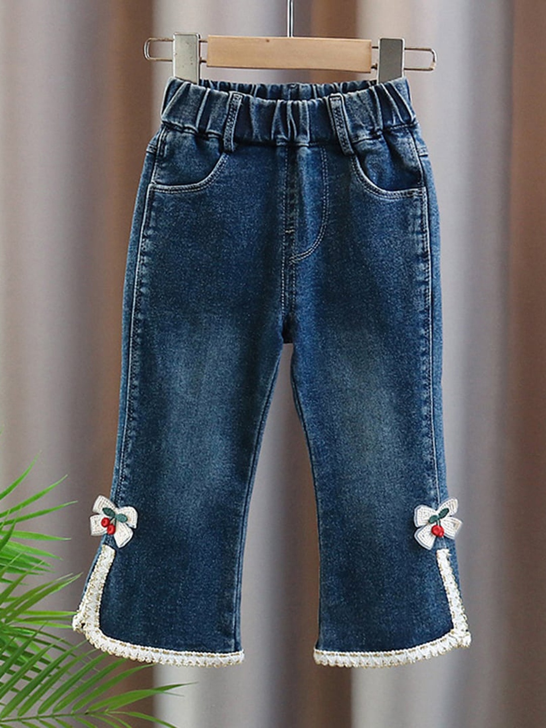 

INCLUD Girls Classic Flared Clean Look Cotton Jeans, Blue