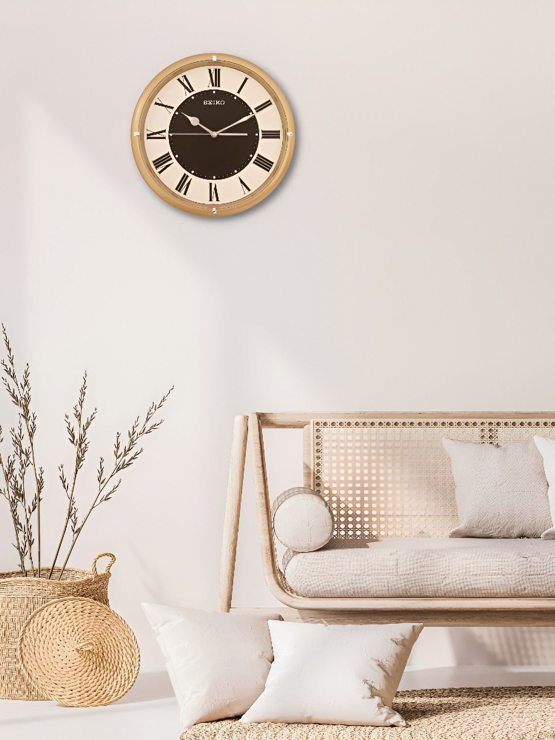 

SEIKO Cream Coloured & Brown Contemporary Round Wall Clock