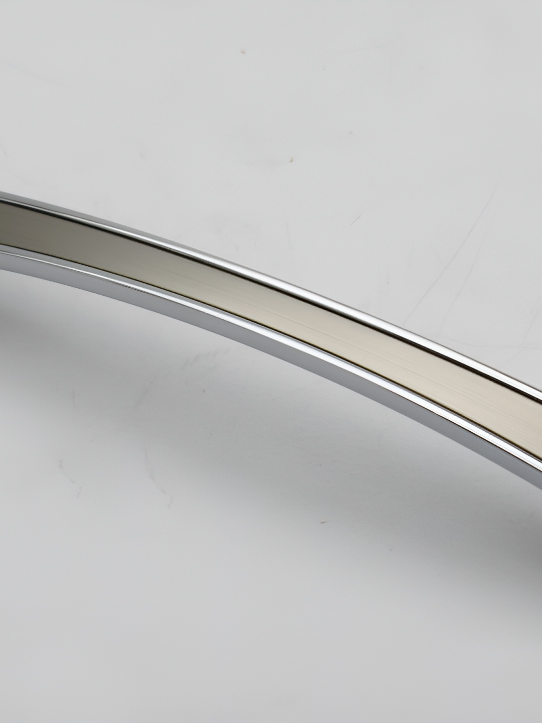 

Rab Silver Toned Glossy Finish Zinc Door Handle