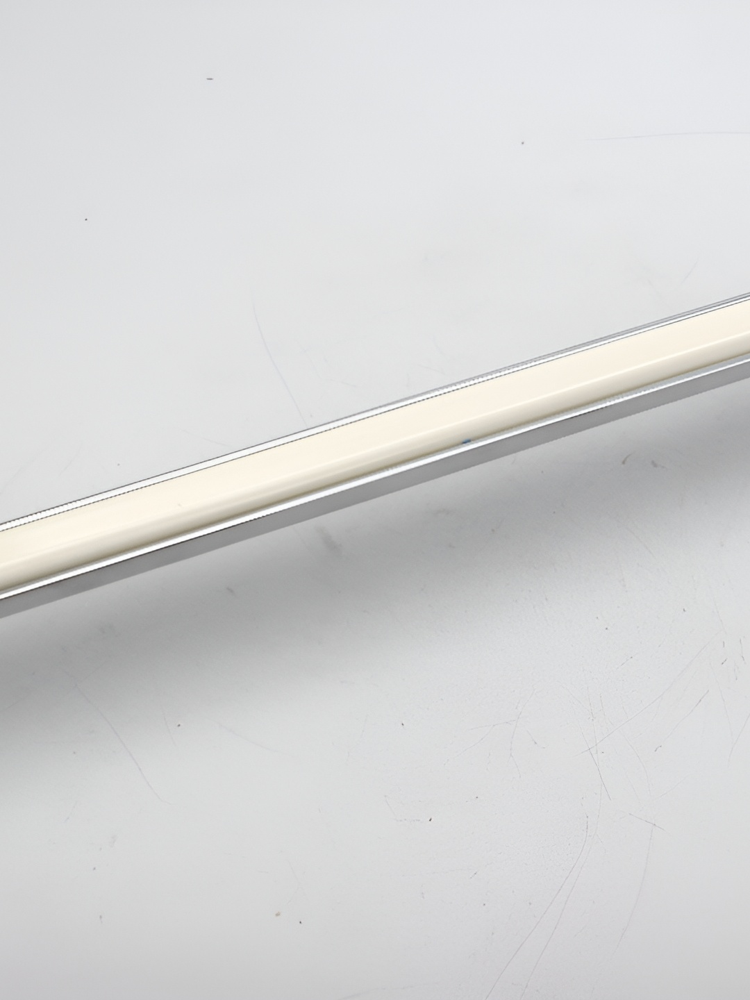 

Rab White Glossy Finish Zinc Drawer Handle