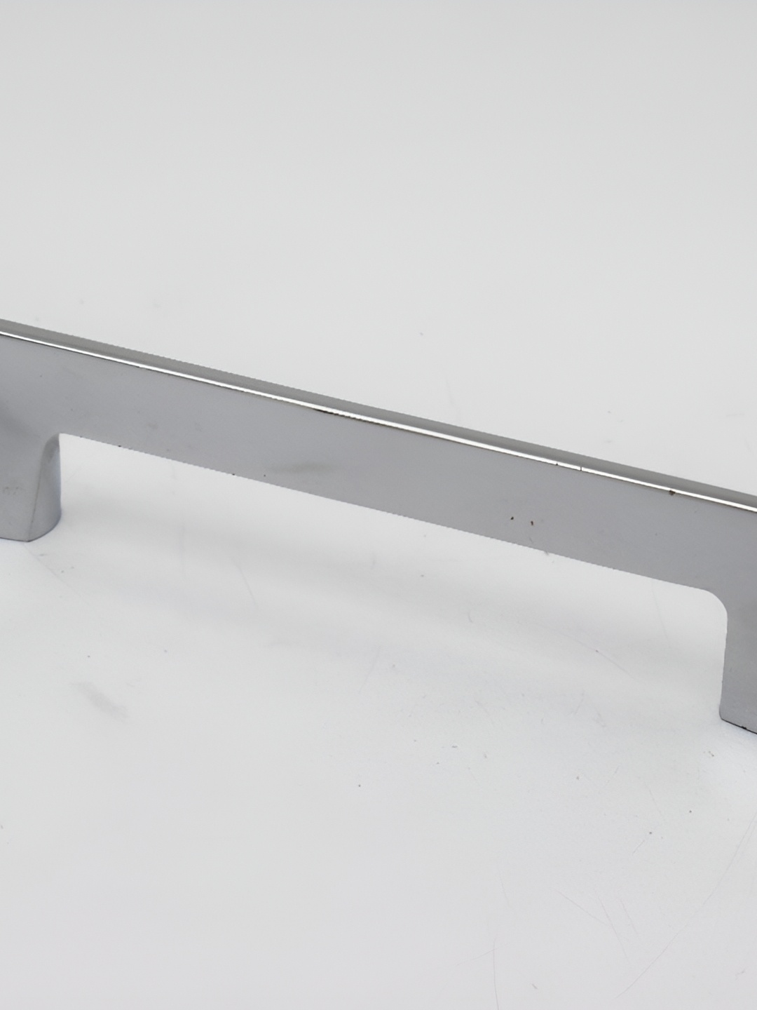 

Rab Silver Toned Glossy Finish Door Handle