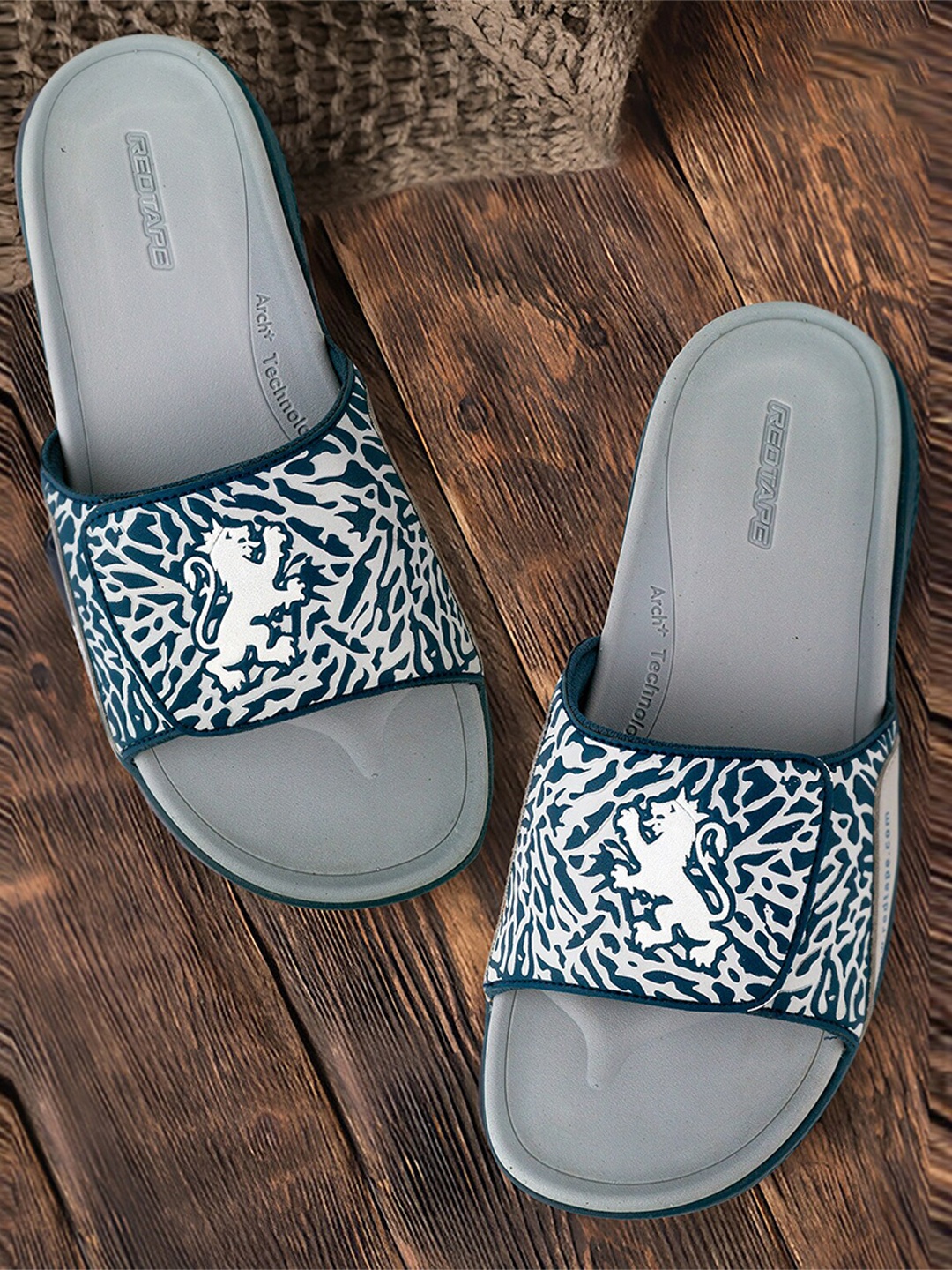 

Red Tape Men Printed Sliders, Navy blue