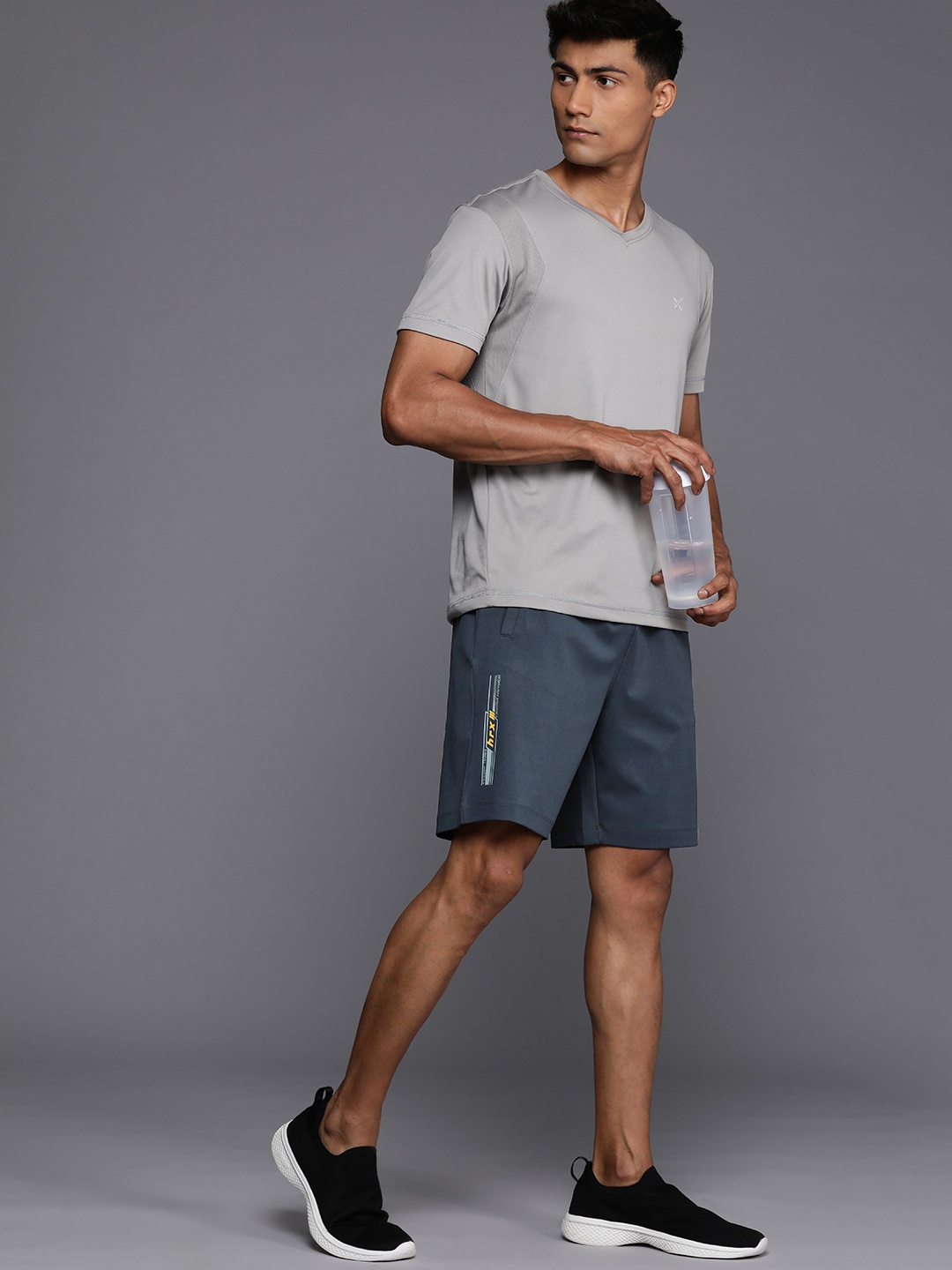 

HRX by Hrithik Roshan Men Typography Printed Rapid-Dry Sports Shorts, Grey