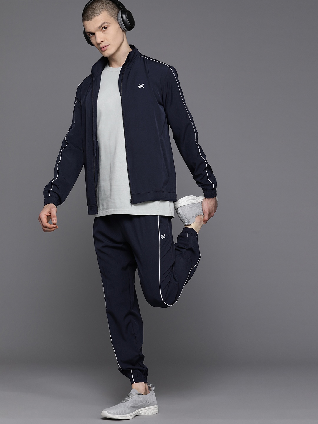 

HRX by Hrithik Roshan Men Rapid-Dry Sports Tracksuit, Navy blue