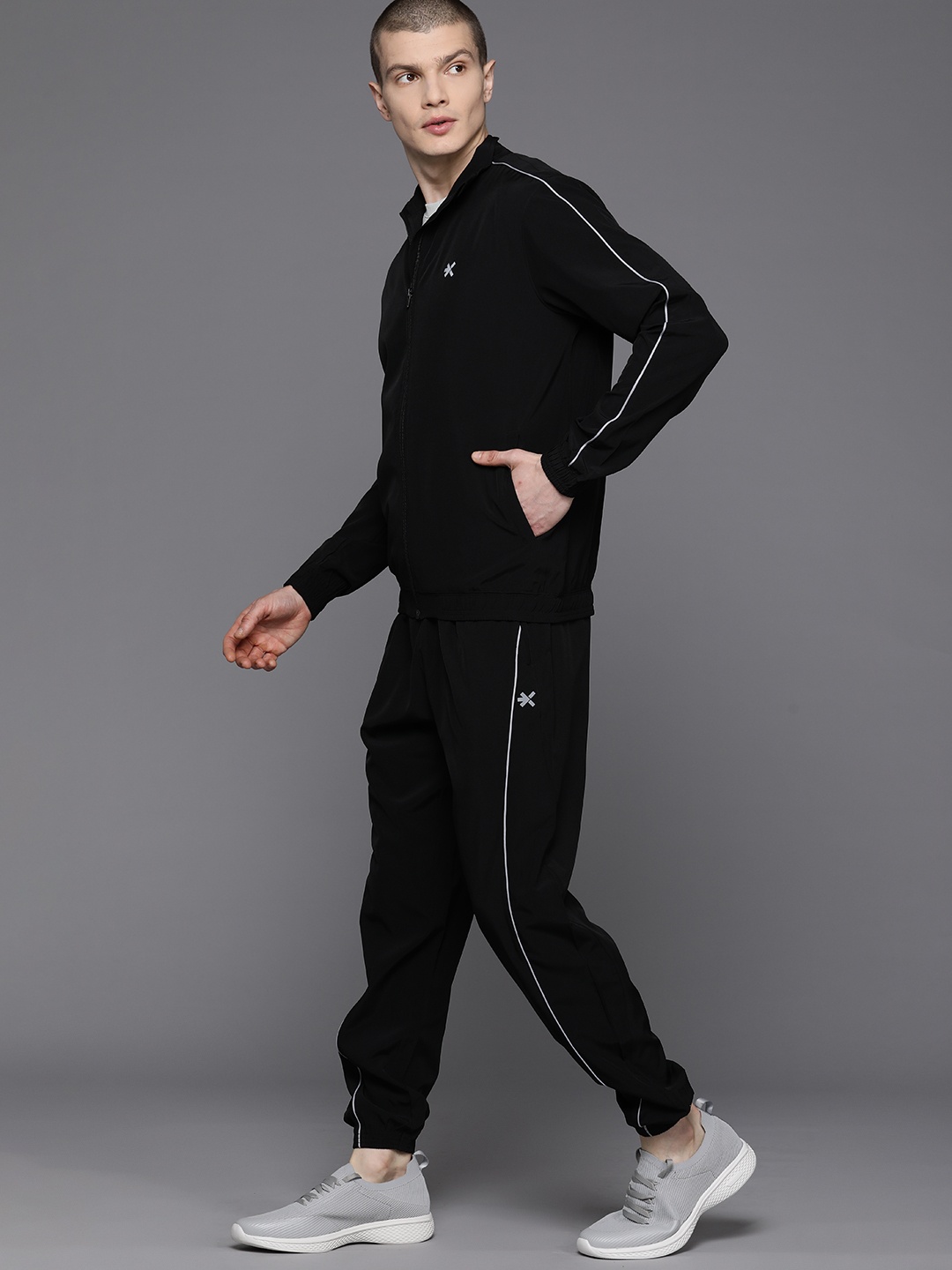

HRX by Hrithik Roshan Men Rapid-Dry Sports Tracksuit, Black