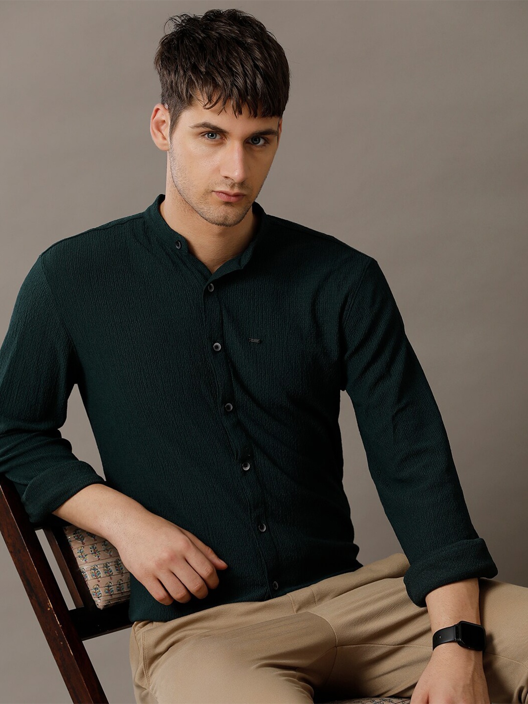 

IDENTITI Band Collar Slim Fit Casual Shirt, Green