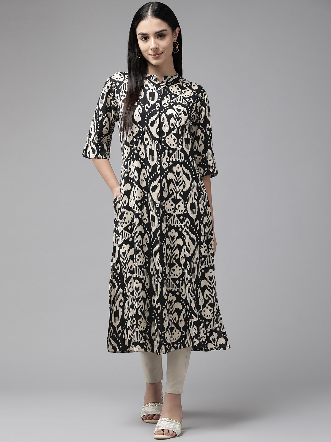 

Cayman Women Ethnic Motifs Printed Cotton Kurta, Black