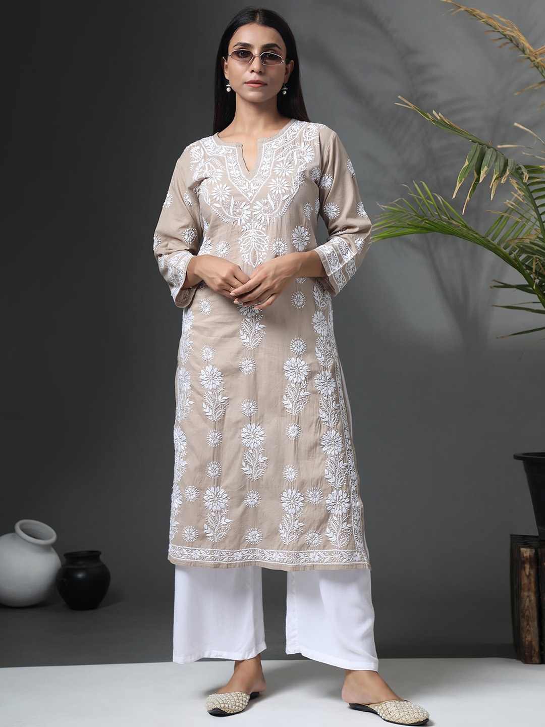 

HOUSE OF KARI Ethnic Motifs Embroidered Thread Work Pure Cotton Kurta, Beige