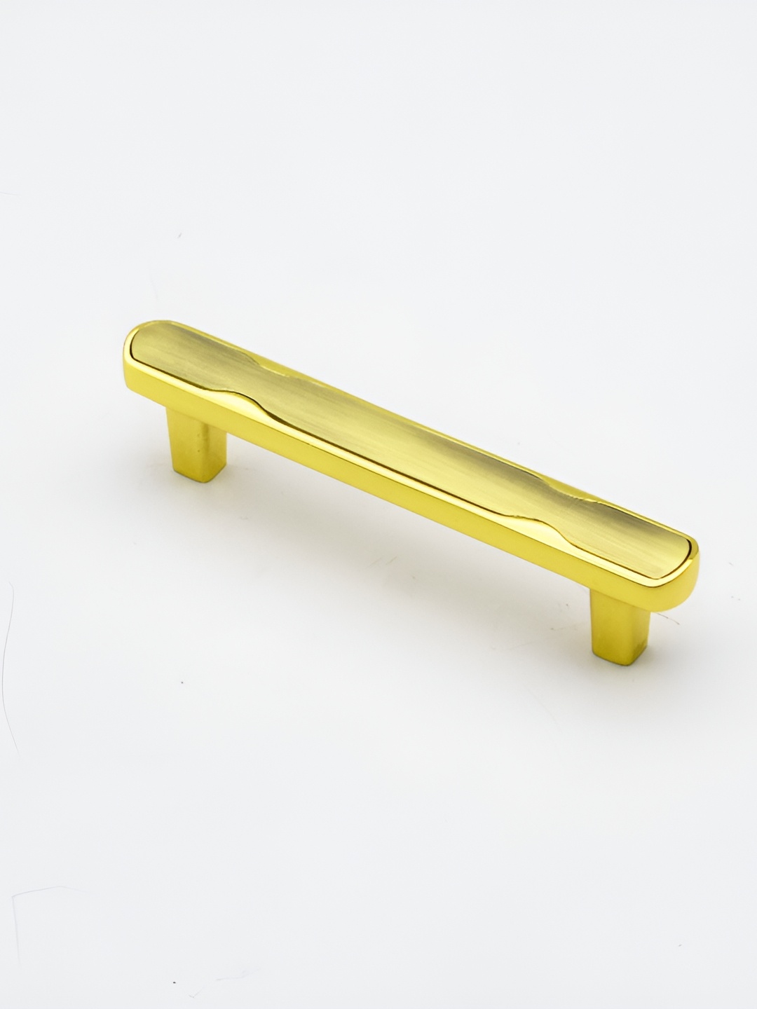 

Rab Gold Toned Zinc Glossy Finish Anti-Tarnish Drawer Handle