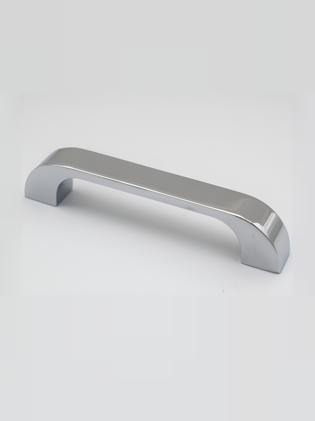 

Rab Silver Toned Glossy Finish Door Handle
