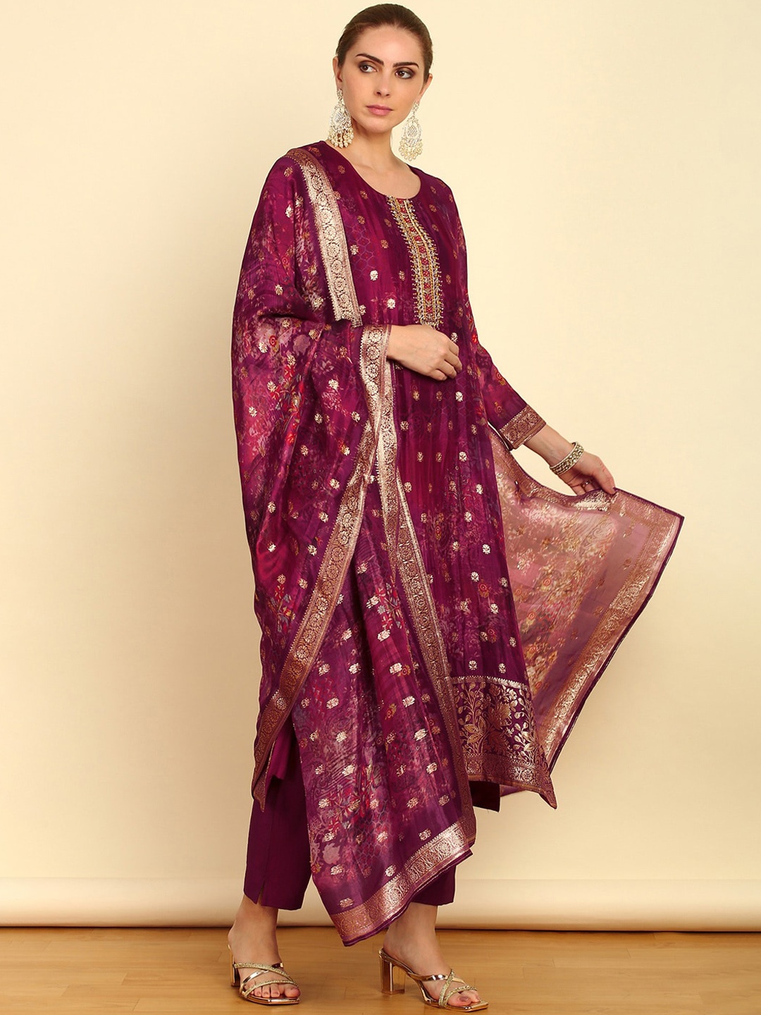 

Soch Ethnic Motifs Woven Design Beads and Stones Kurta & Trousers With Dupatta, Magenta