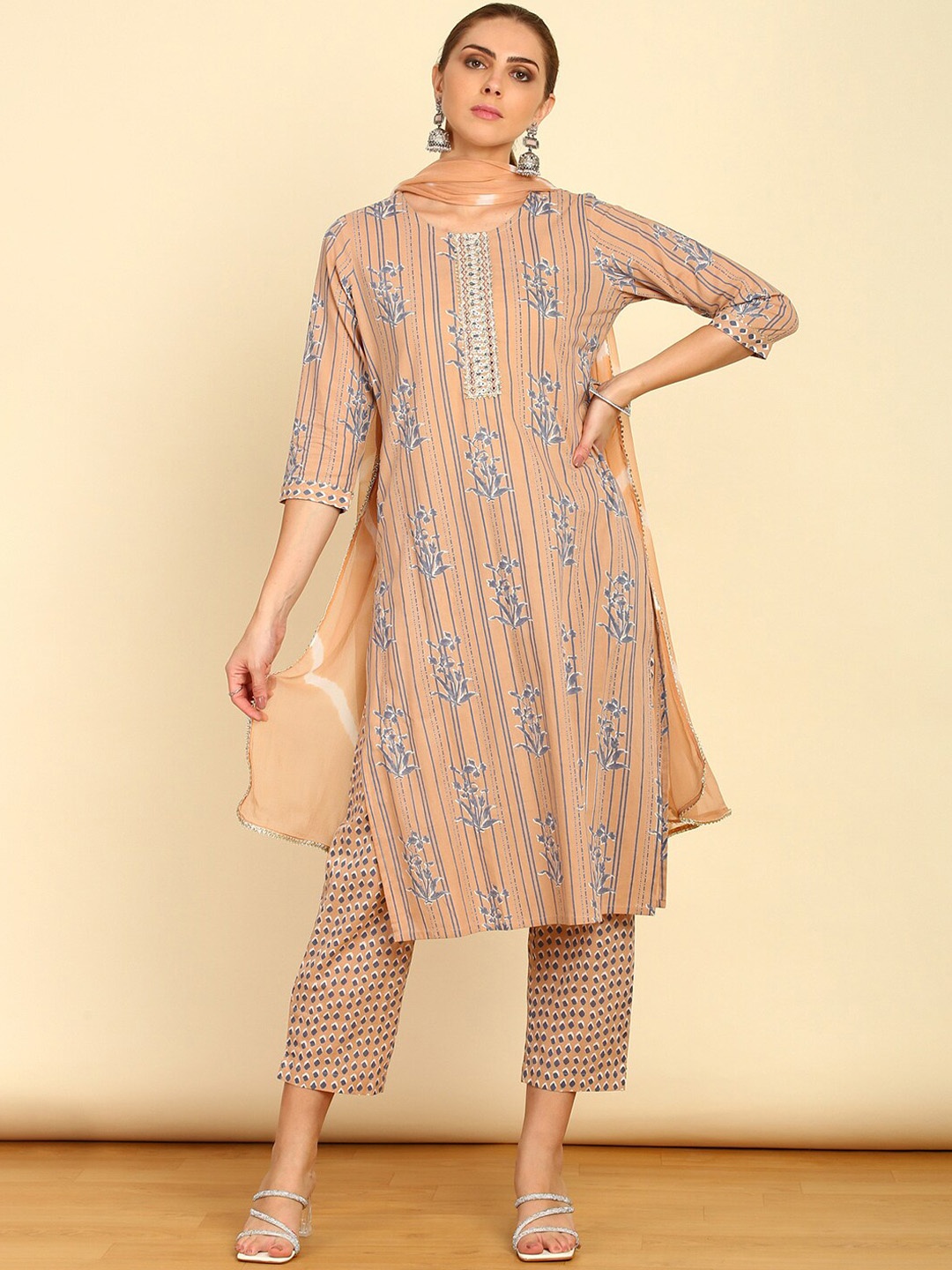 

Soch Peach-Coloured Floral Printed Straight Pure Cotton Kurta & Trousers With Dupatta