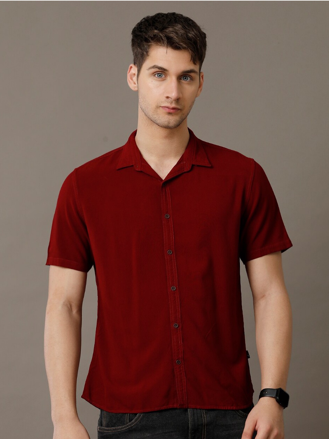 

IDENTITI Slim Fit Casual Shirt, Maroon