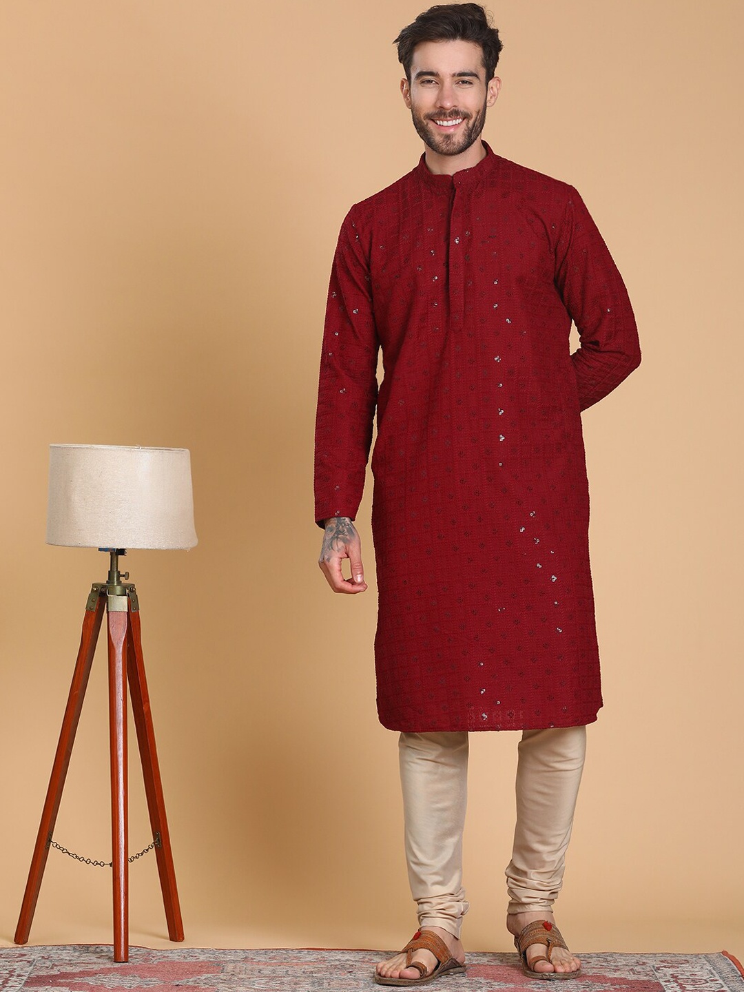 

TABARD Mandarin Collar Cotton Embroidered Kurta, Maroon