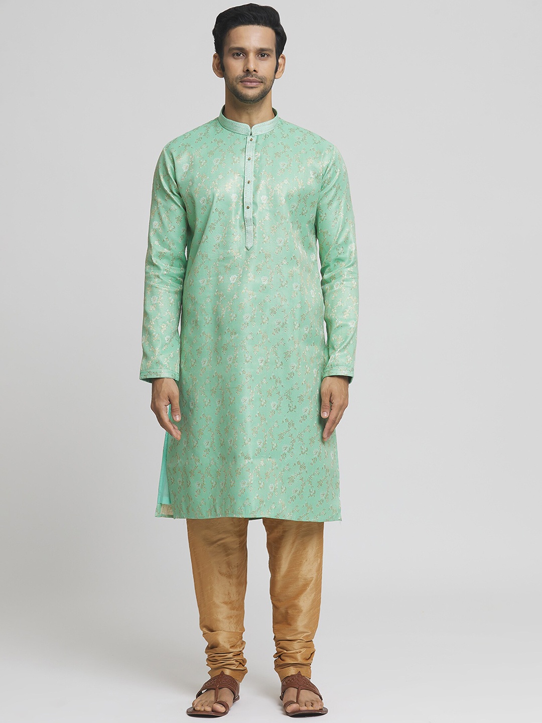 

Indian Poshakh Mandarin Collar Long Sleeves Ethnic Motifs Straight Kurta with Churidar, Green