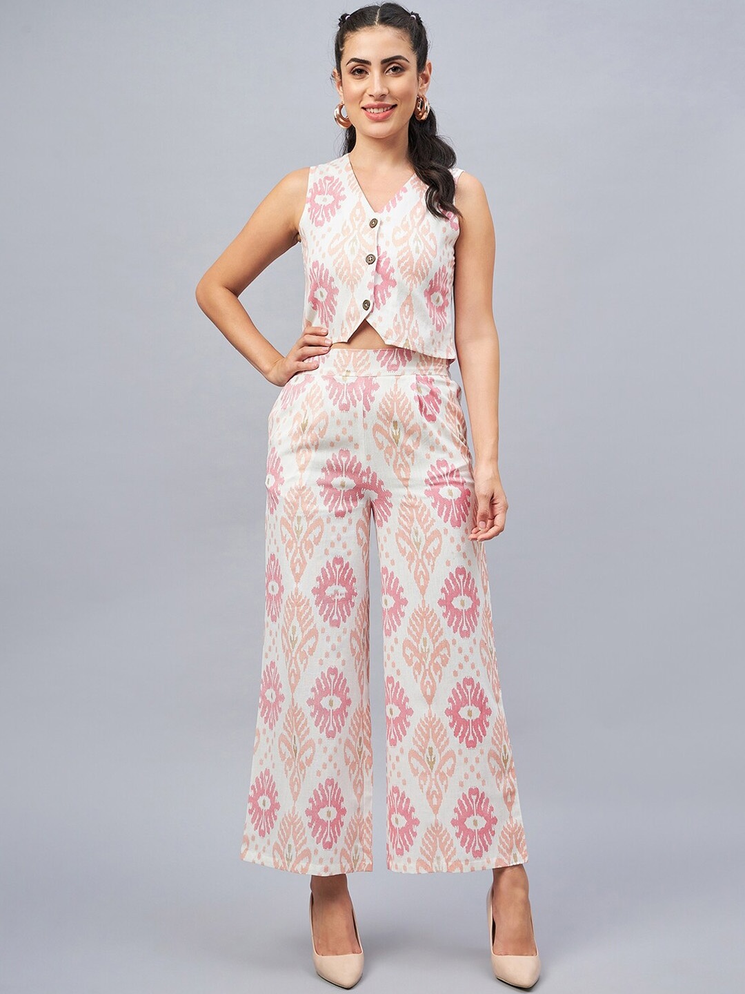 

WineRed Ethnic Motifs Printed V-Neck Pure Cotton Waistcoat & Trouser, White