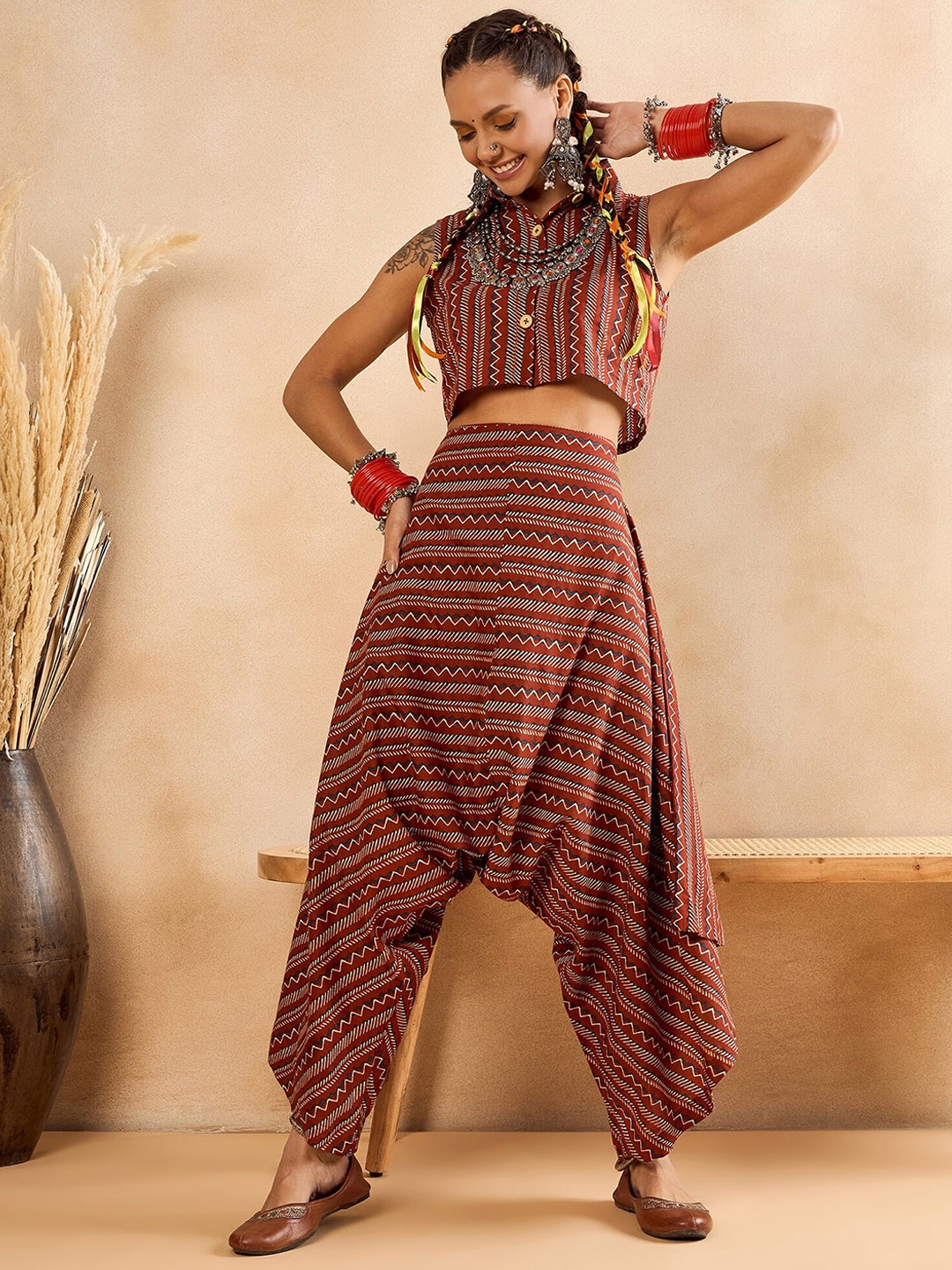 

WineRed Geometric Printed Pure Cotton Crop Shirt & Harem Pant, Brown