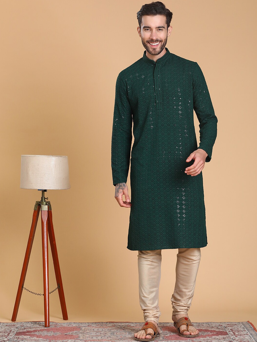 

TABARD Ethnic Motifs Embroidered Regular Sequinned Pure Cotton Kurta with Churidar, Green