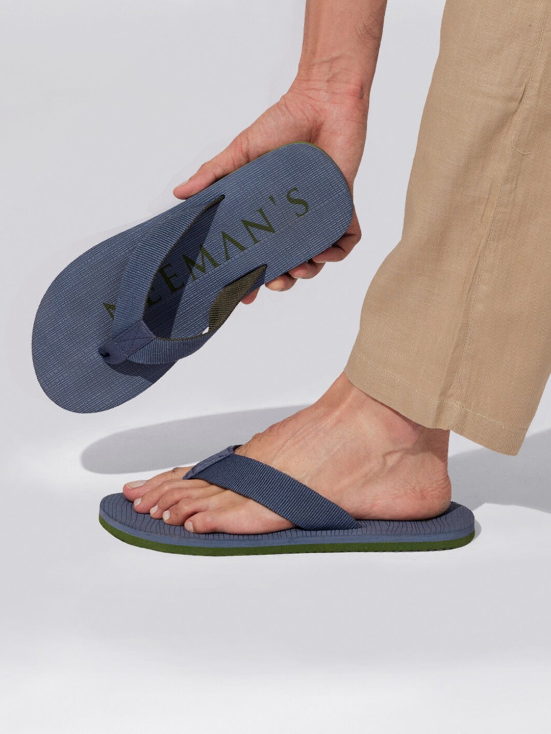 

NEEMANS Men Striped Thong Flip-Flops, Grey