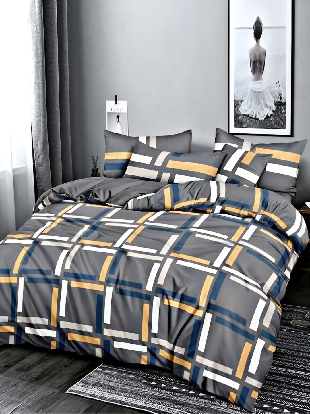 

Comfowell Grey & White Geometric Printed 210 TC King Bedsheet with 2 Pillow Covers