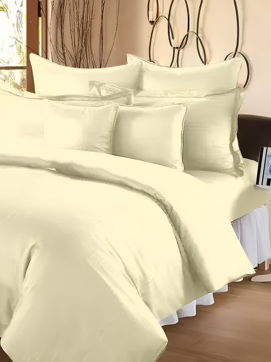 

Comfowell Cream-Coloured 180 TC Single Bedsheet with 2 Pillow Covers