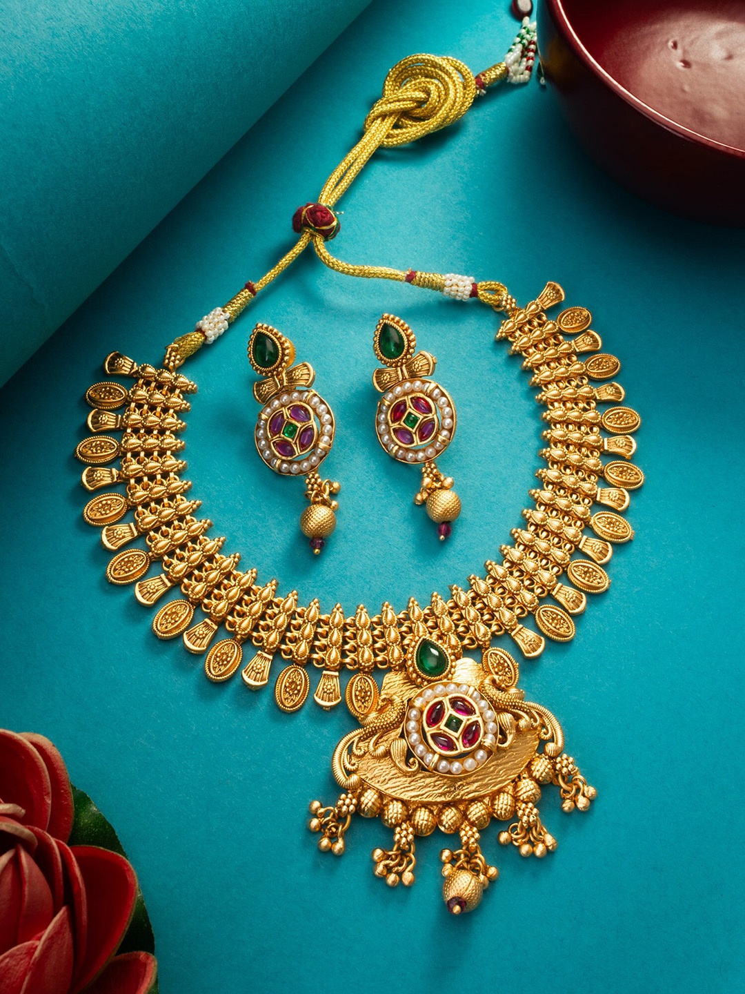 

aadita Gold Plated Artificial Stones and Beads Jewellery Set