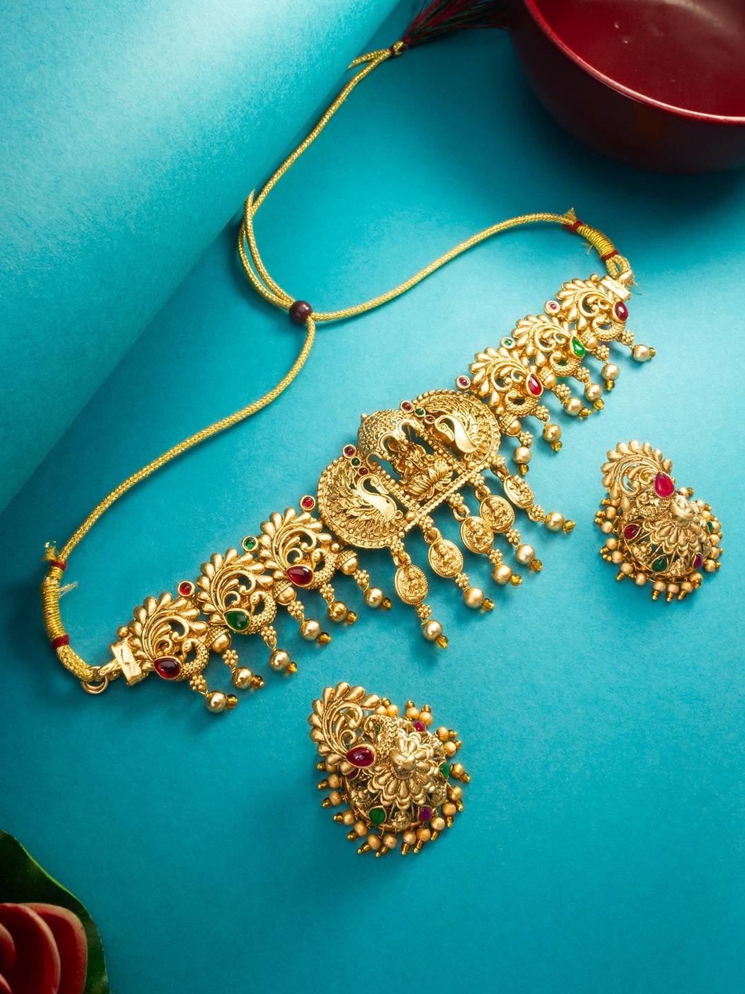 

aadita Gold Plated Artificial Stones and Beads Jewellery Set