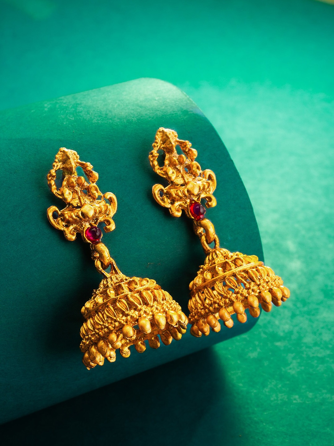

aadita Gold-Plated Stone-Studded Dome Shaped Jhumkas