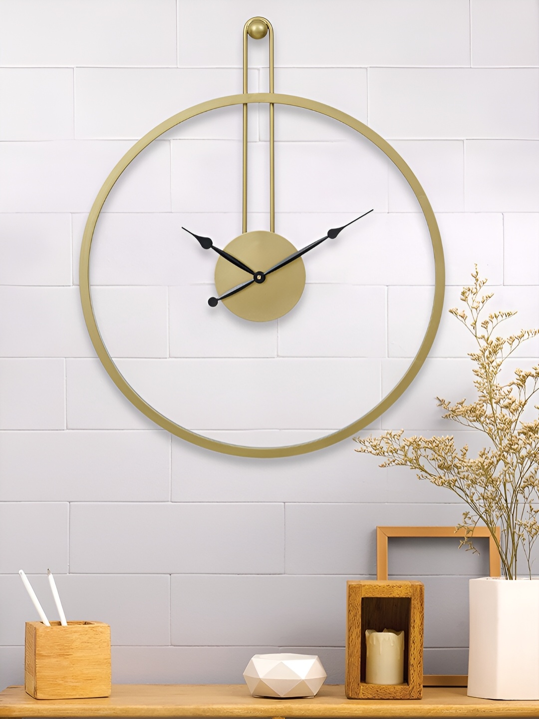 

Craft Smith Gold-Toned & Black Round Embellished Traditional Wall Clock