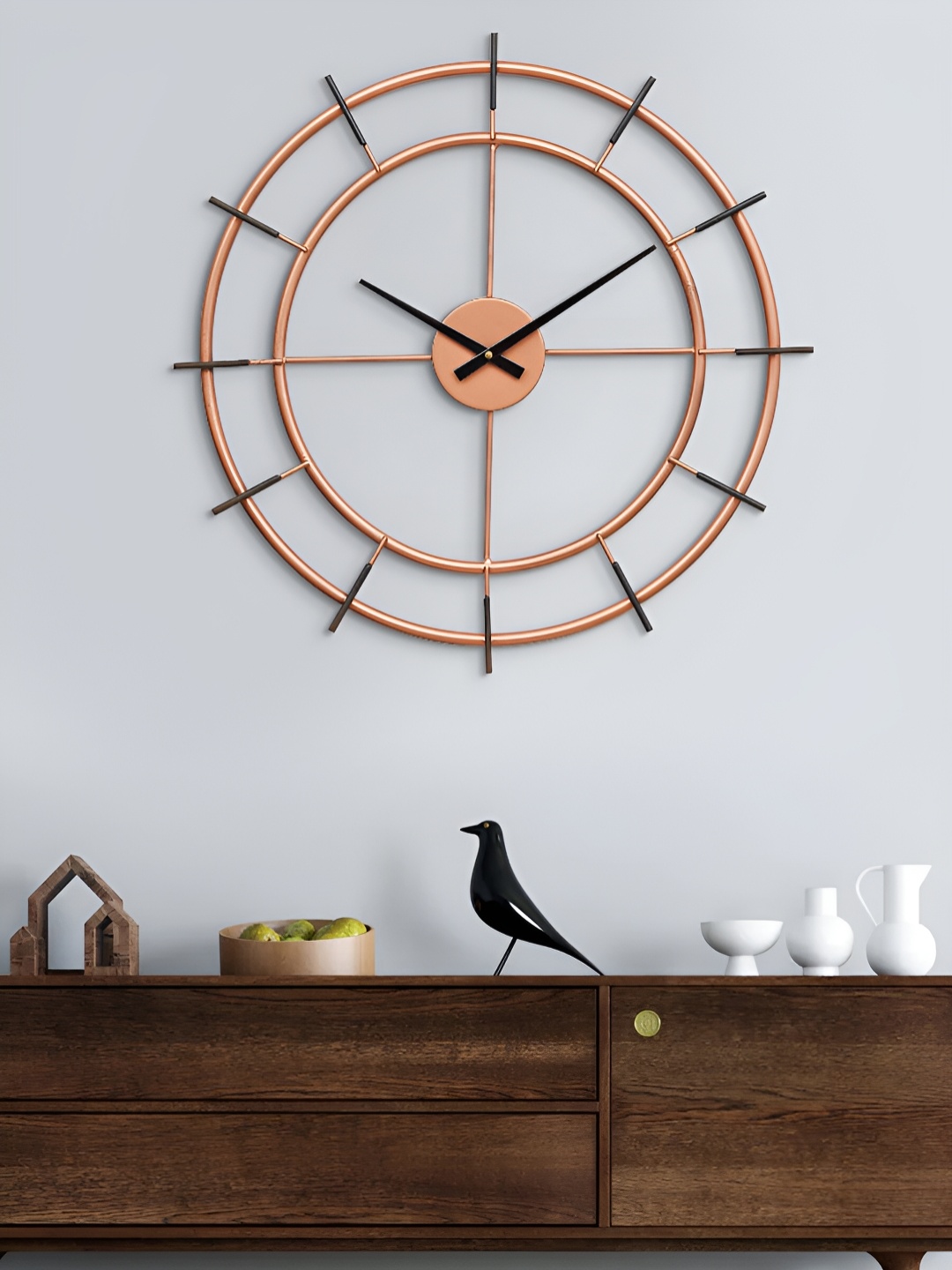 

Craft Smith Copper Toned & Black Textured Round Analogue Contemporary Wall Clock