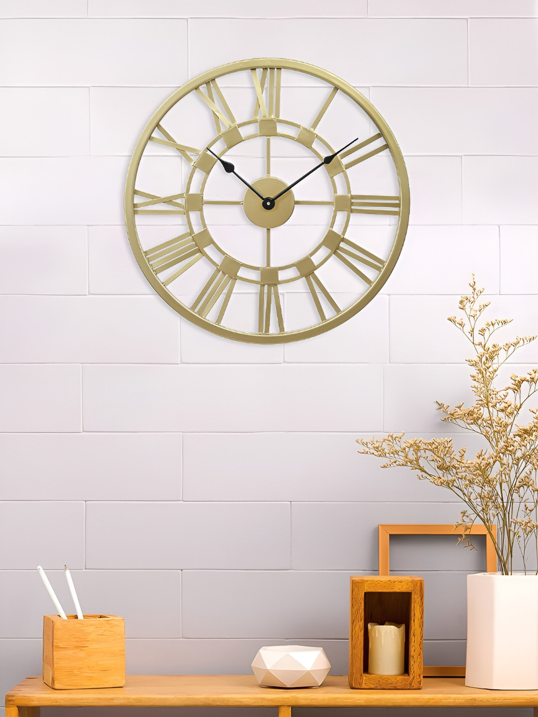 

Craft Smith Gold Toned Textured Contemporary Wall Clock