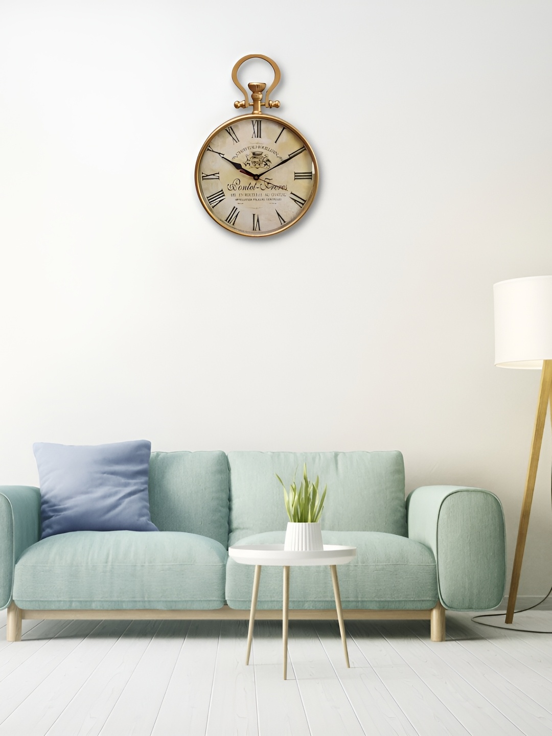 

Craft Smith Gold-Toned & Black Round Contemporary Wall Clock