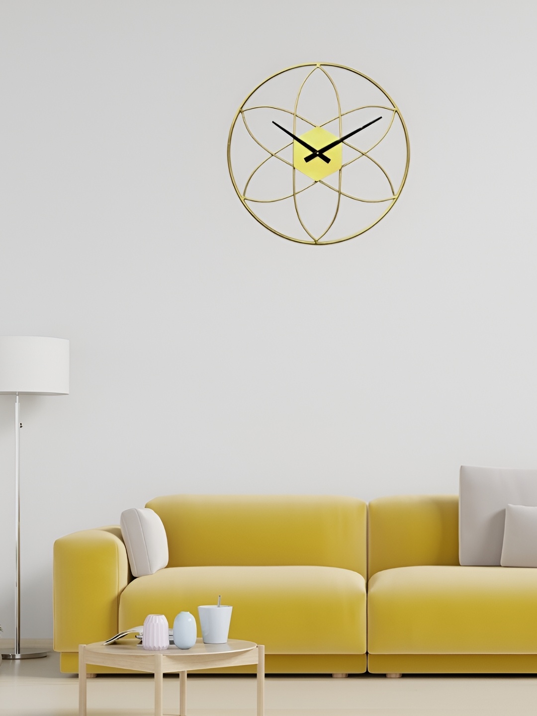 

Craft Smith Yellow & Black Textured Contemporary Wall Clock