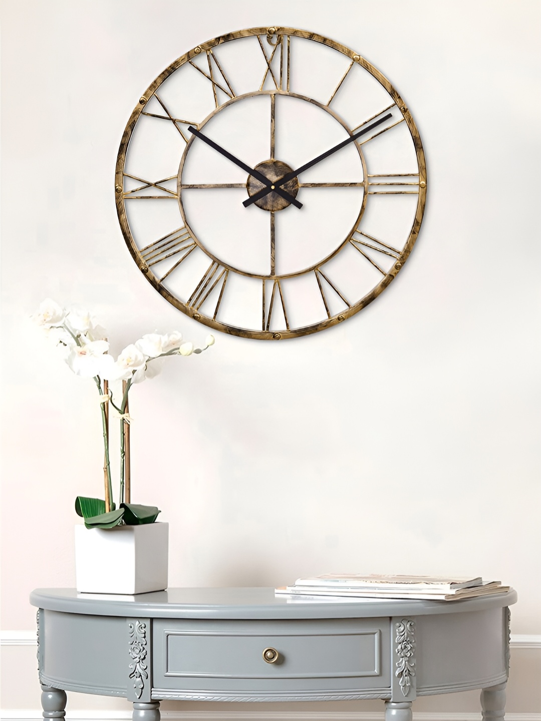 

Craft Smith Gold-Toned Round Traditional Wall Clock