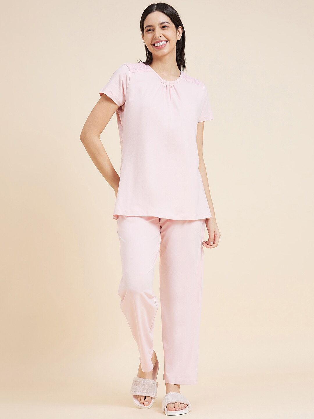 

Sweet Dreams Pink Short Sleeves Night suit