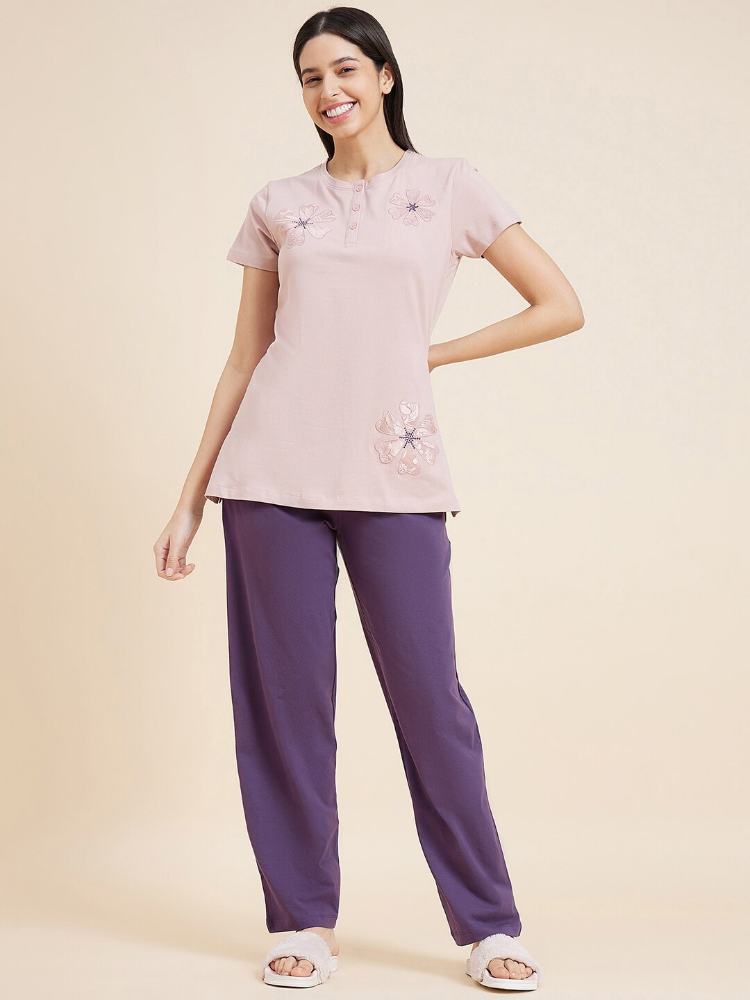 

Sweet Dreams Mauve Floral Printed Night suit